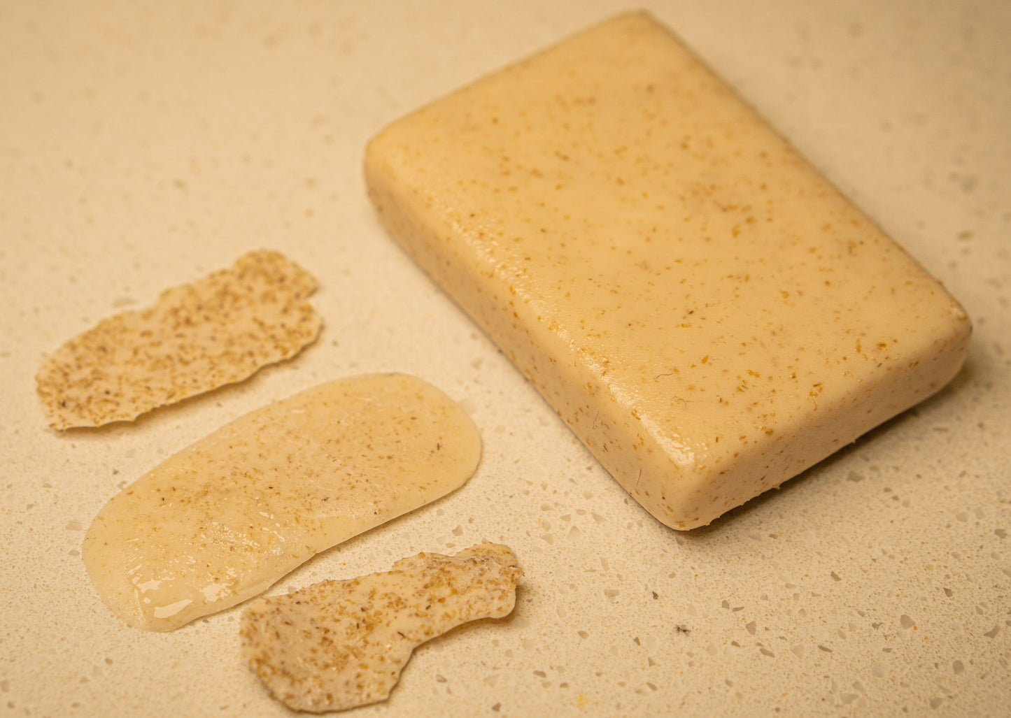 OATMEAL EXFOLIATING SOAP